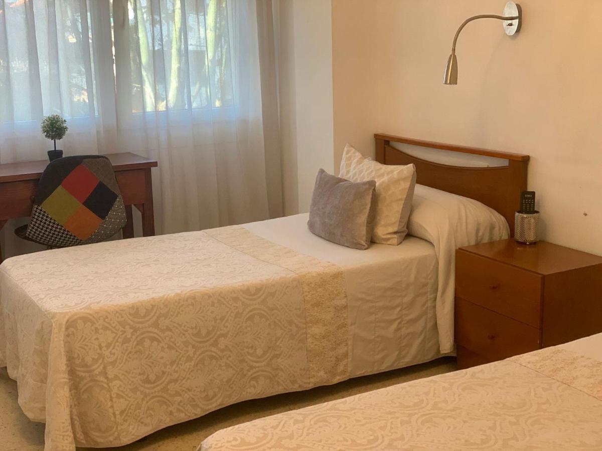 Hostal Torras Sant Hilari Sacalm Kültér fotó